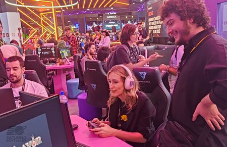 gamescom 04